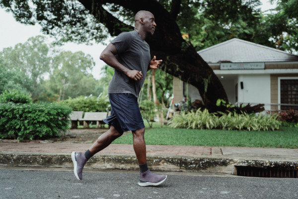 homme noir running
